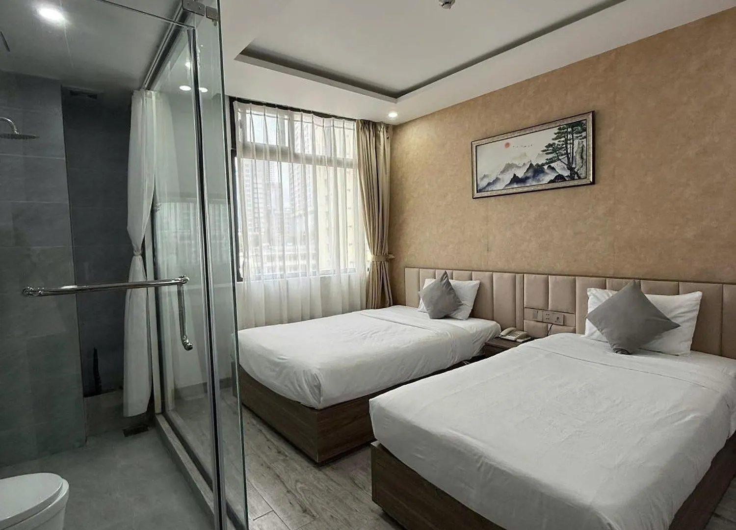 Angel Hotel Нячанг