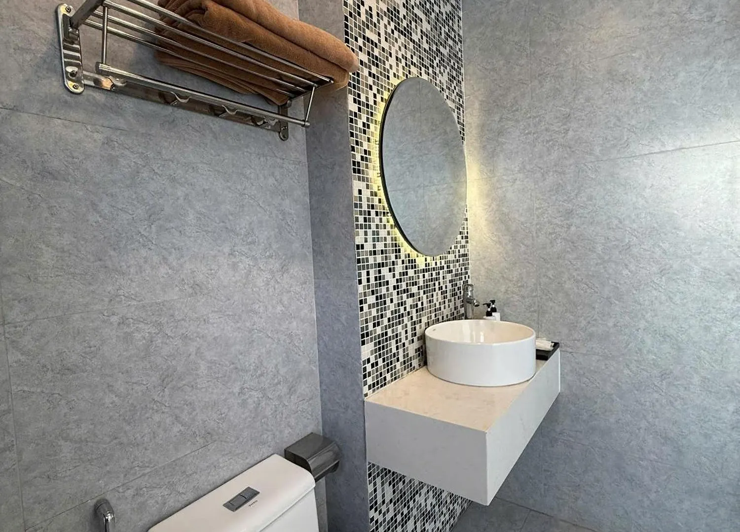 Angel Hotel Nha Trang 3*,