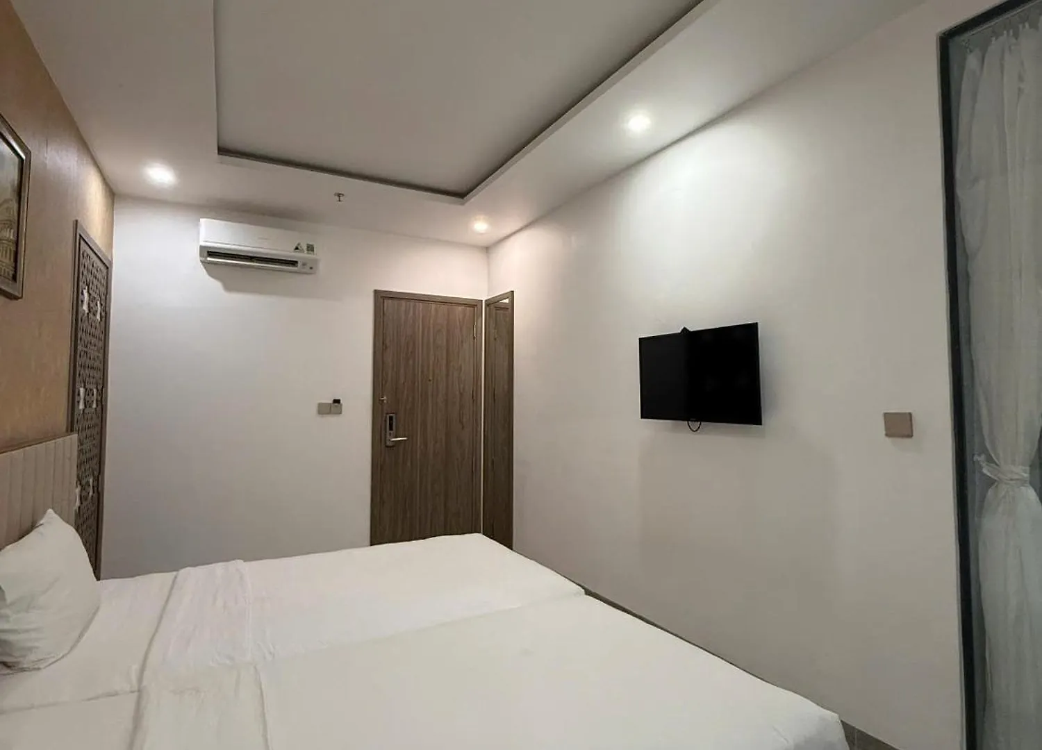 Angel Hotel Nha Trang 3*,  Vietnam